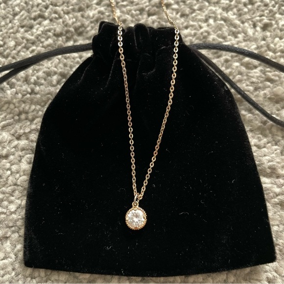 3/$25 Gold Rhinestone Necklace - Picture 1 of 3